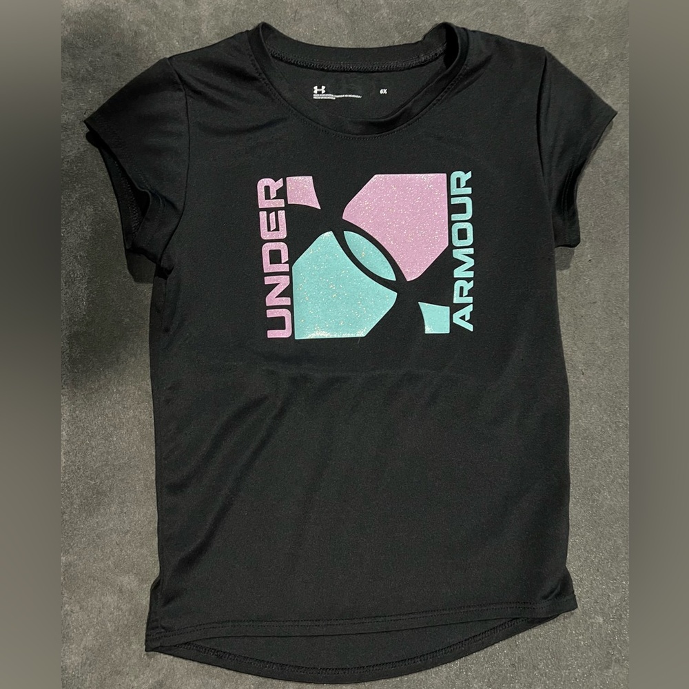 Girls Under Armour size 6X tshirt